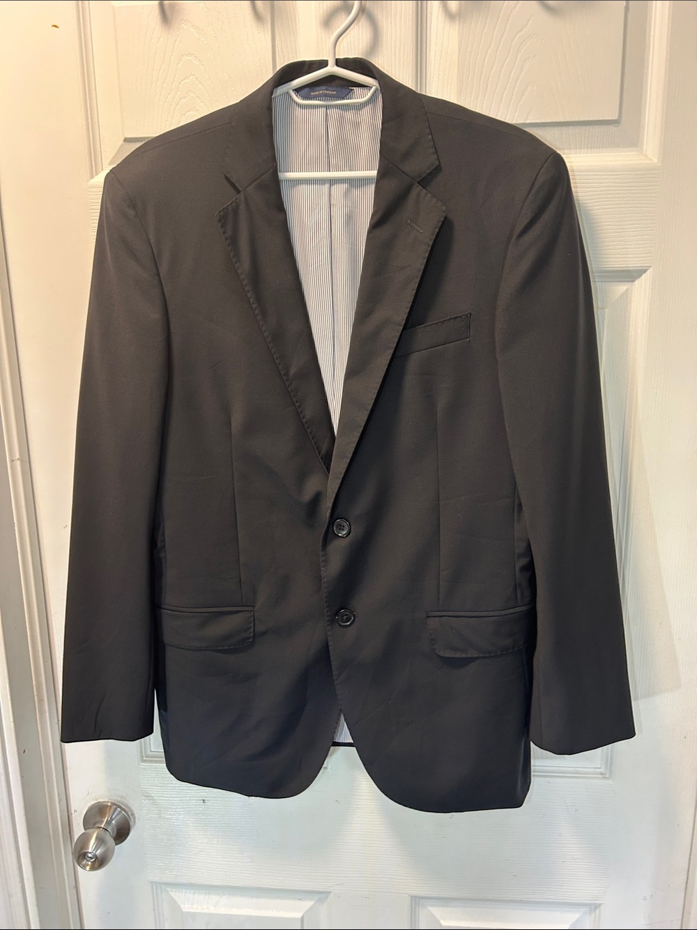 Brooks brothers Explorer Madison fit suit jacket . Men size US 38S